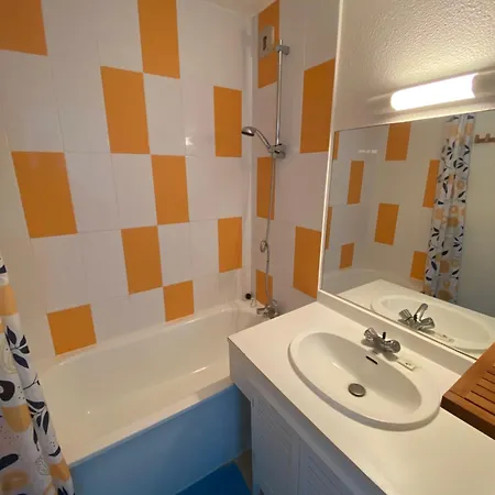 T2 Bord De Plage, Bleu Marine 93 Apartment